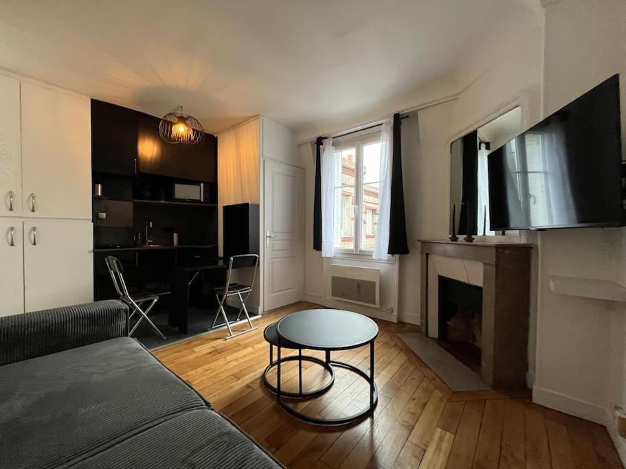 Central Typical Parisian Studio Kültér fotó